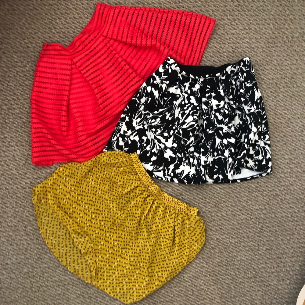 Bundle of 3 skirts